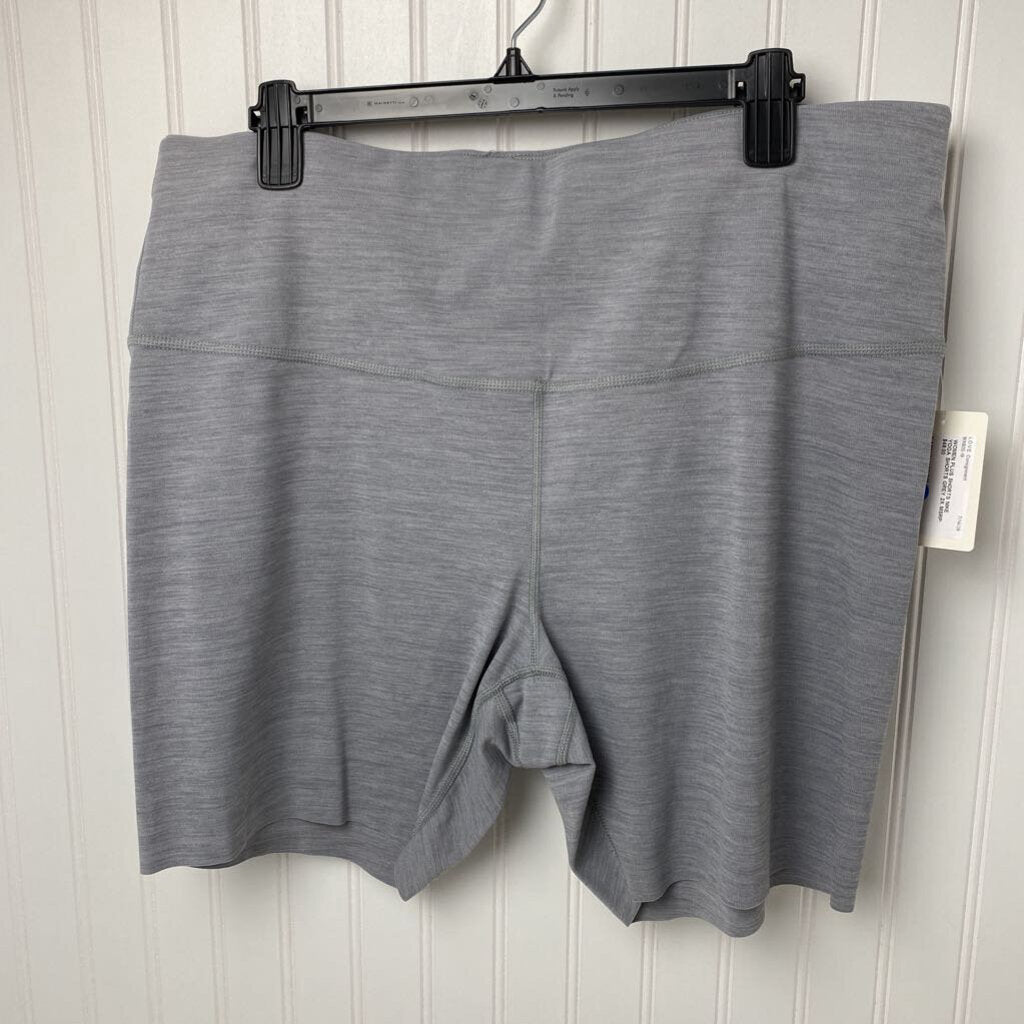 YOGA SHORTS