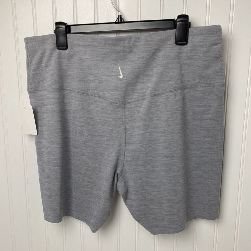 YOGA SHORTS