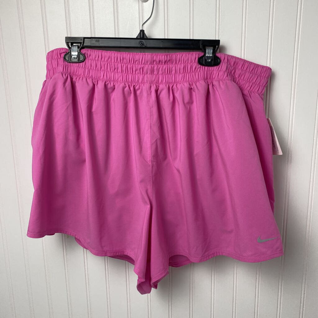 WOMENS PLUS DRI FIT SHORTS