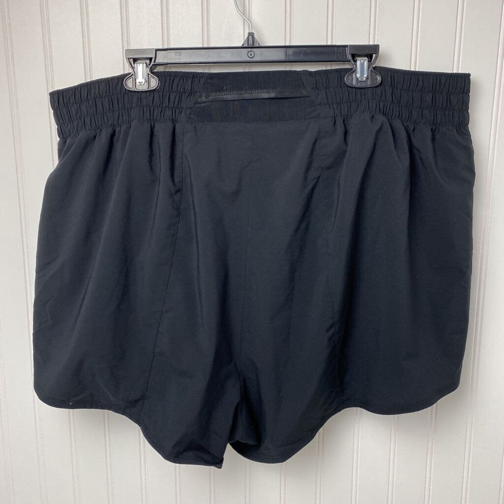 WOMENS PLUS DRI FIT SHORTS