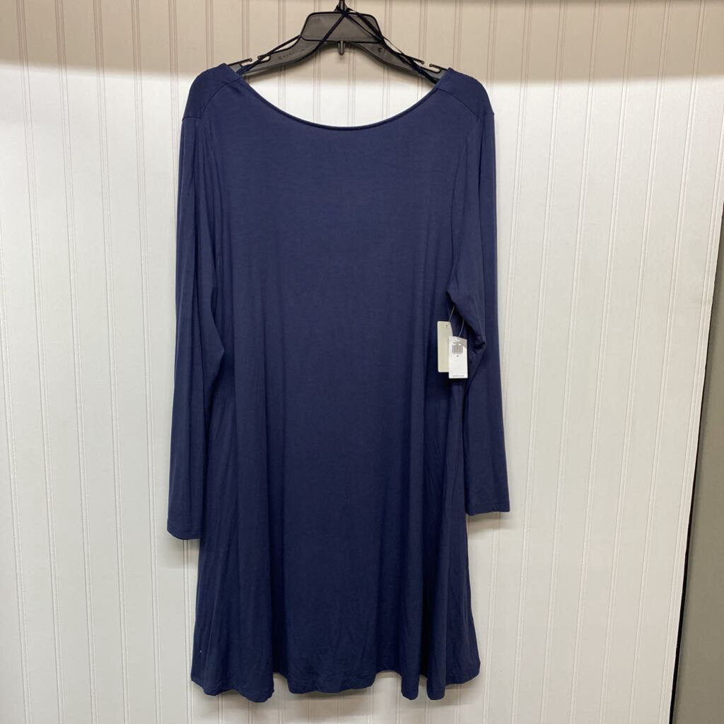CASUAL DRESS