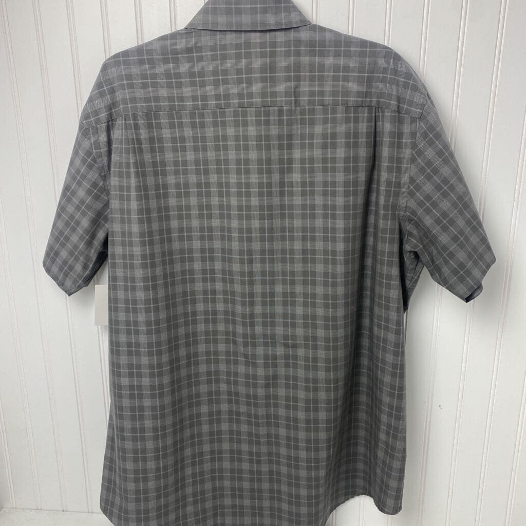 MENS SHORT SLEEVE BUTTON UP