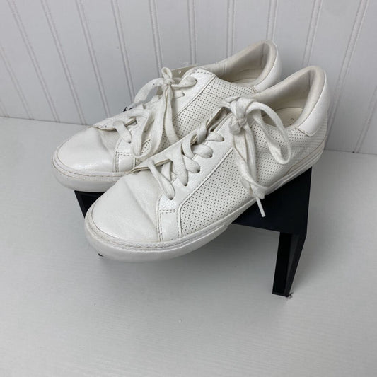 LADIES TENNIS SHOES