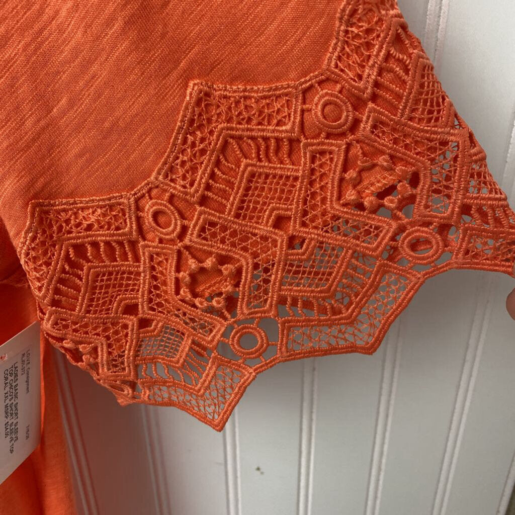 SHORT SLEEVE TOP
