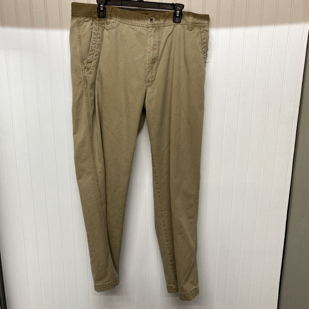 MENS LOOSE KHAKI PANTS