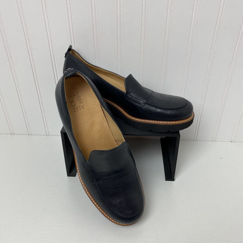 LOAFER SHOE
