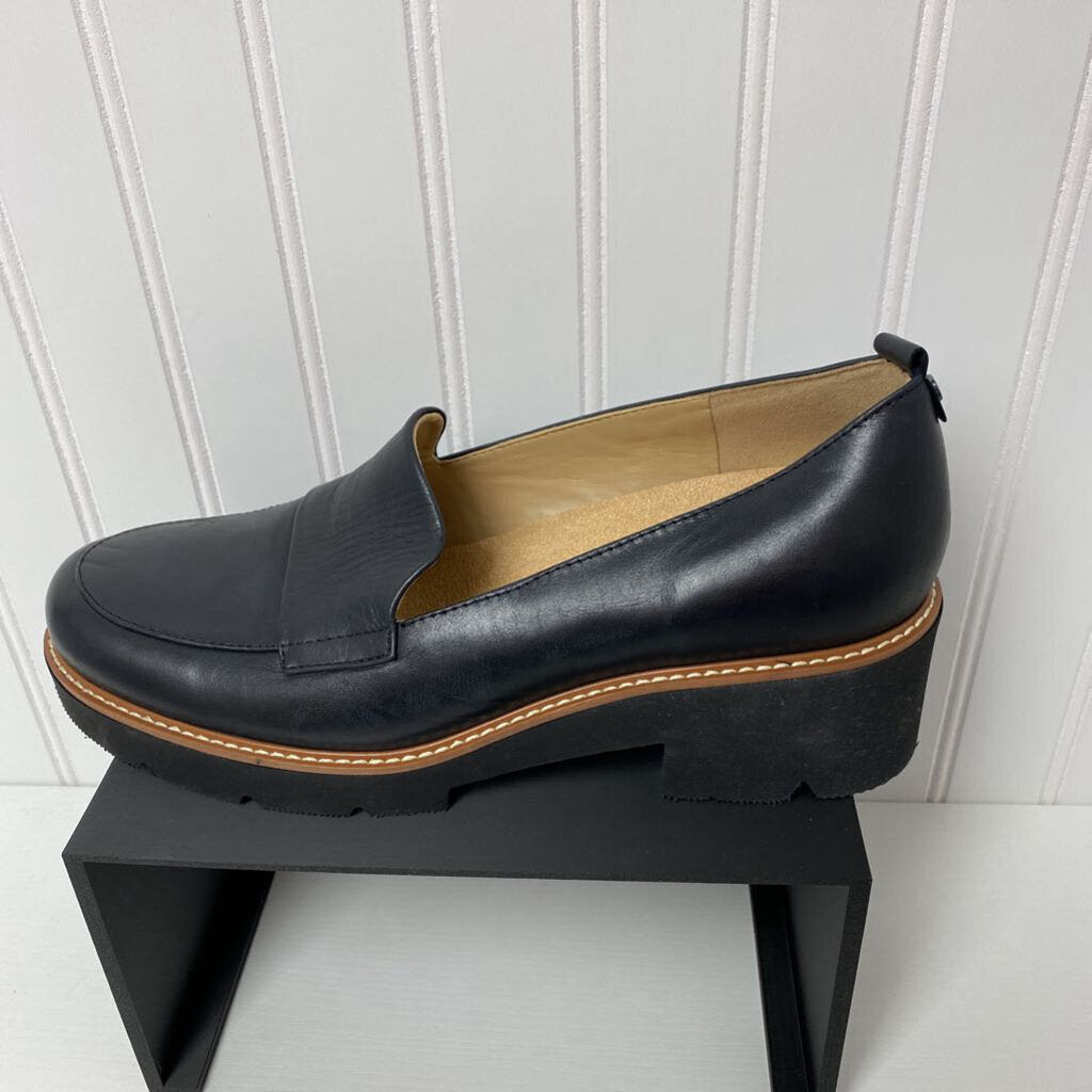 LOAFER SHOE