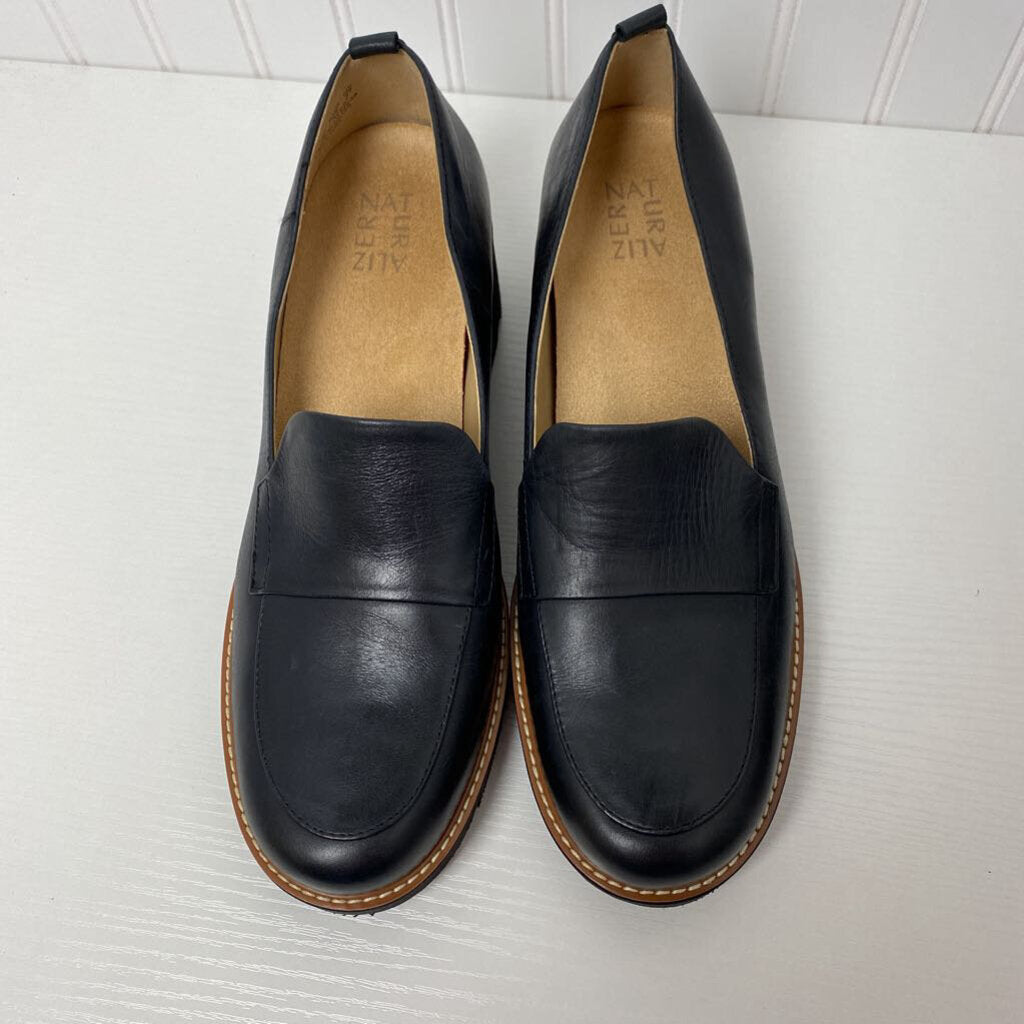 LOAFER SHOE