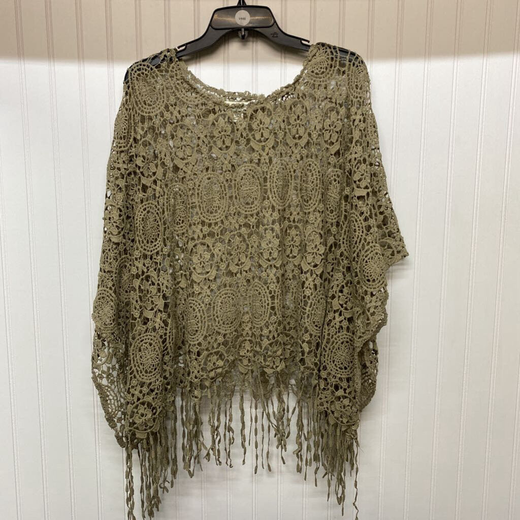 SHORT SLEEVE LACE PONCHO