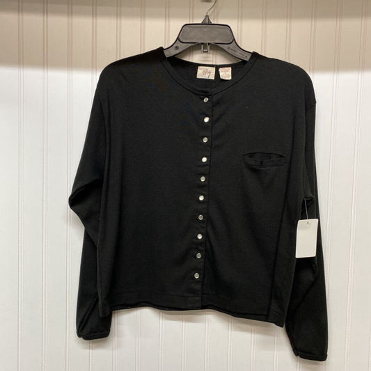 LONG SLEEVE BUTTON UP