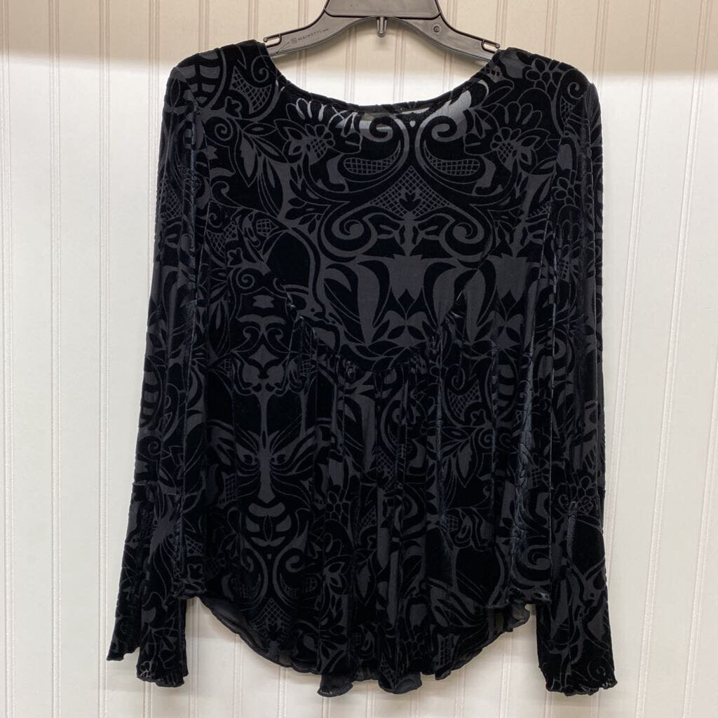 LONG SLEEVE BURN OUT VELVET TOP