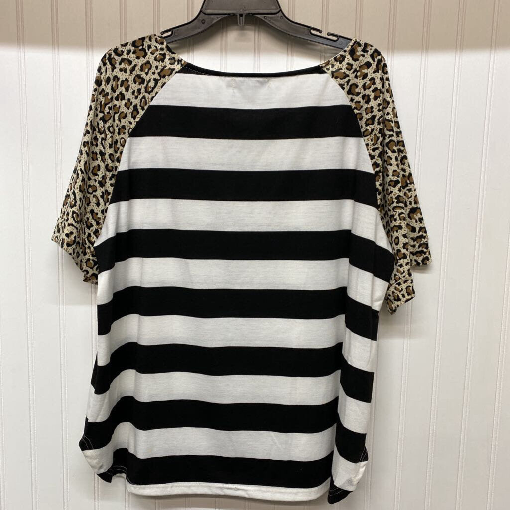 SHORT SLEEVE TOP