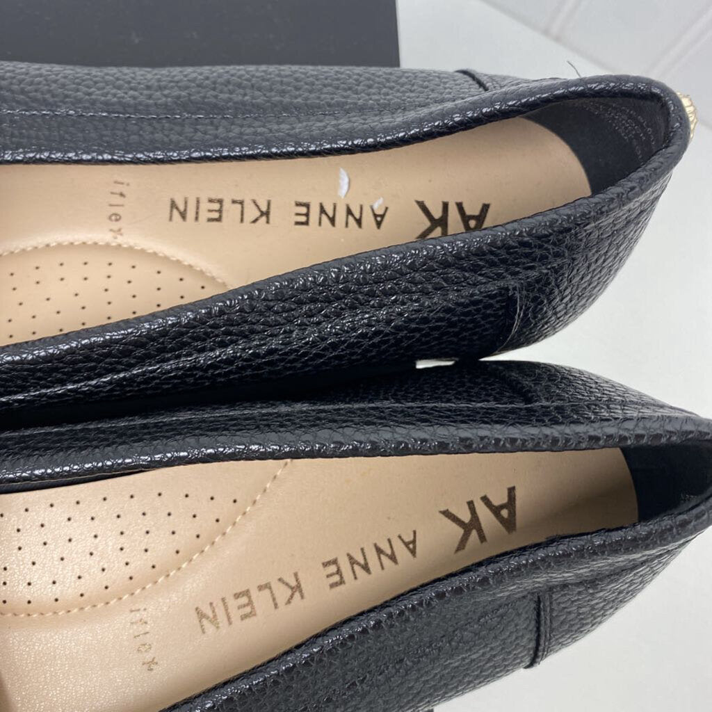 LOAFERS