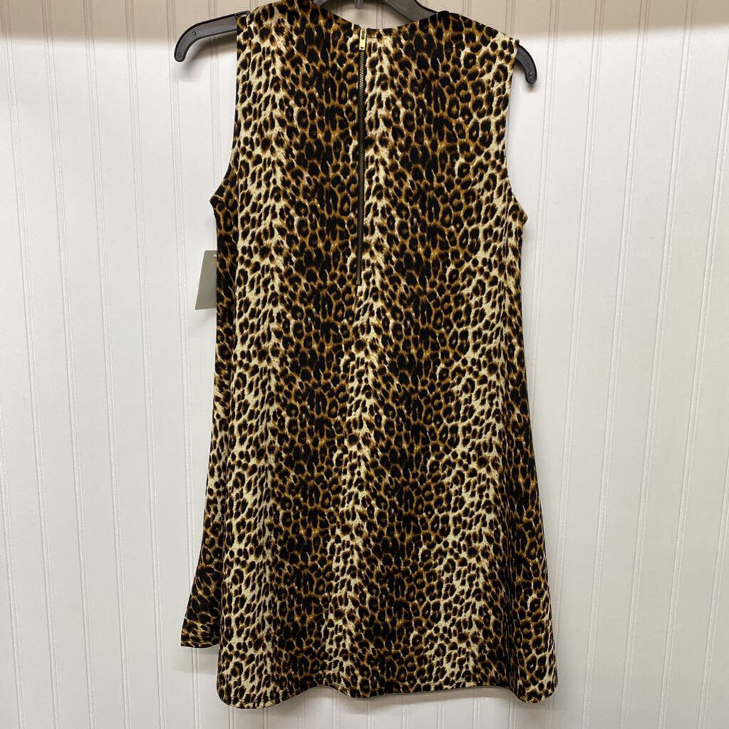 SLEEVELESS TUNIC