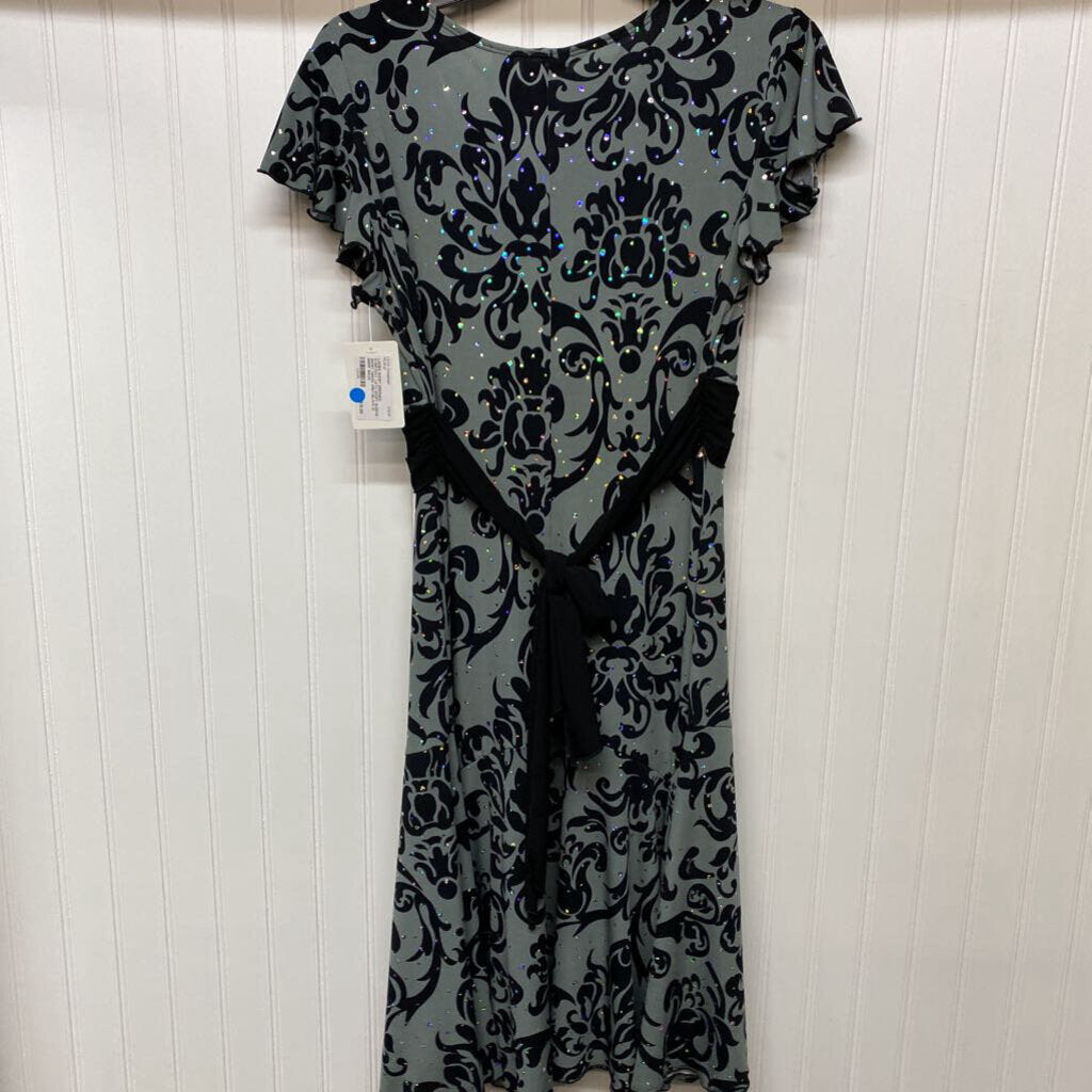 SHORT SLEEVE SHORT DRESS