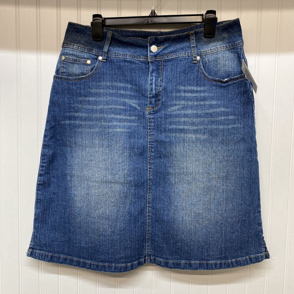 SHORT DENIM SKIRT