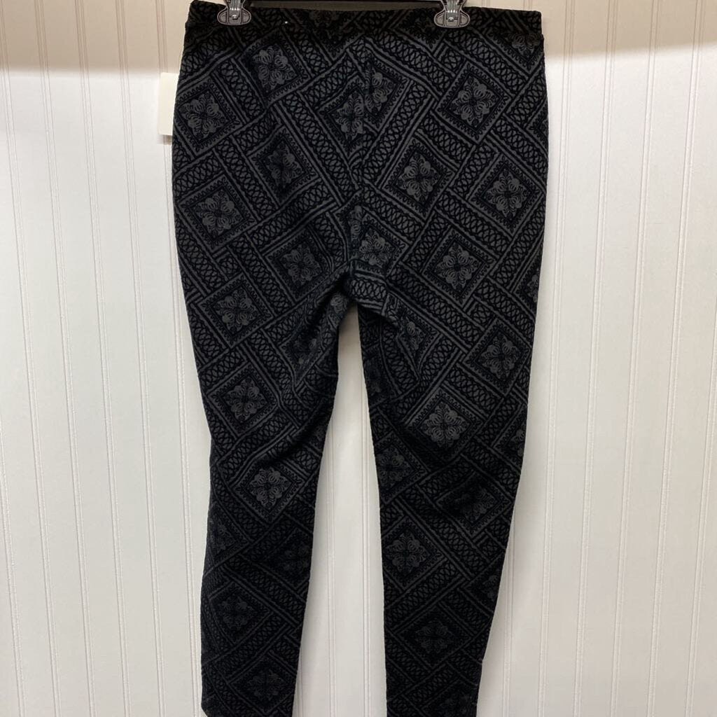 FLOCKED PATTERN LEGGINGS