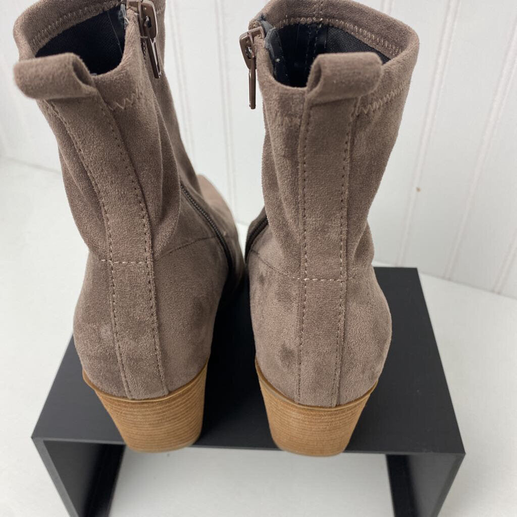 ULTRASUEDE HEELED BOOTS