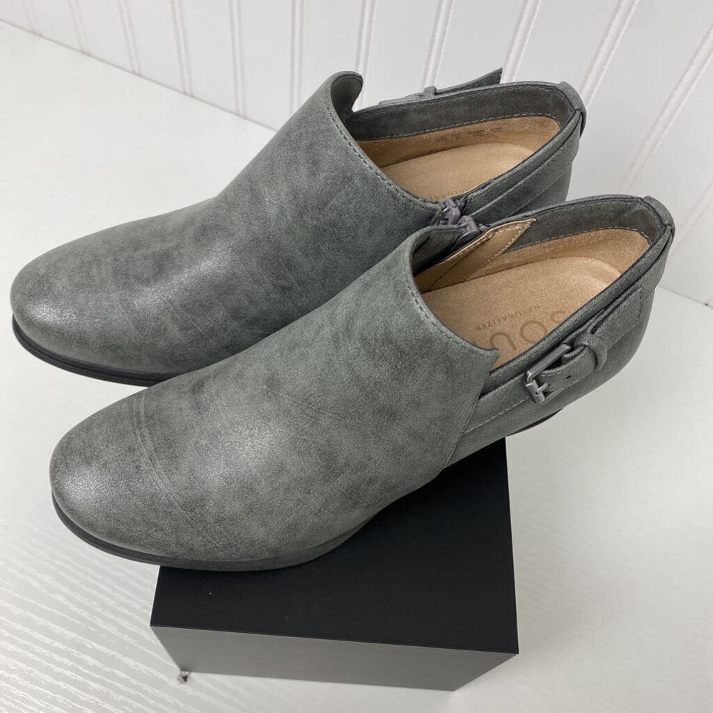 LADIES BOOTIES