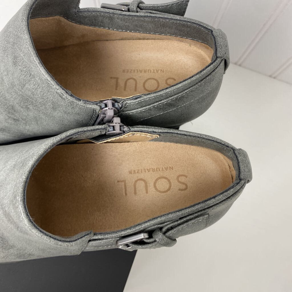 LADIES BOOTIES