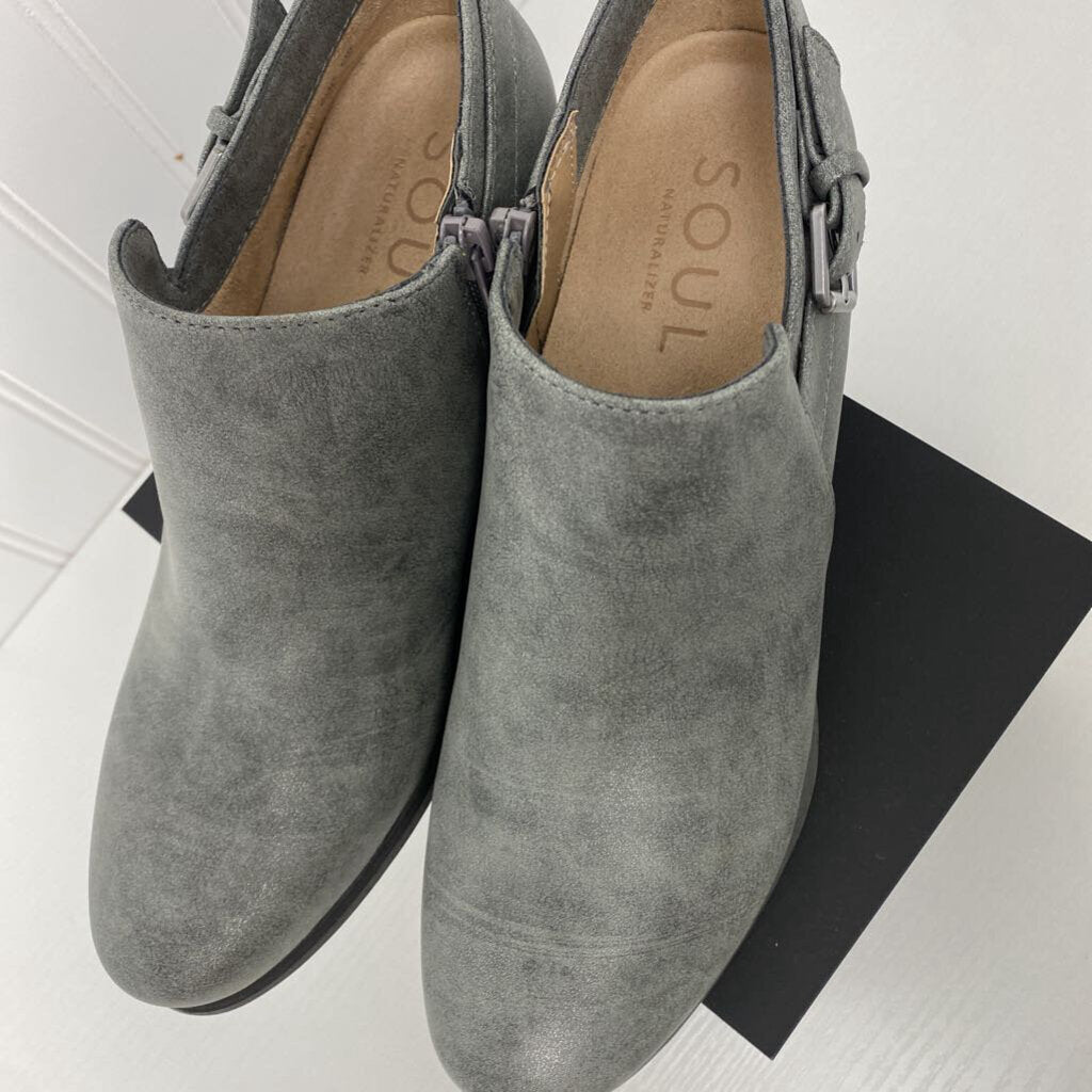 LADIES BOOTIES