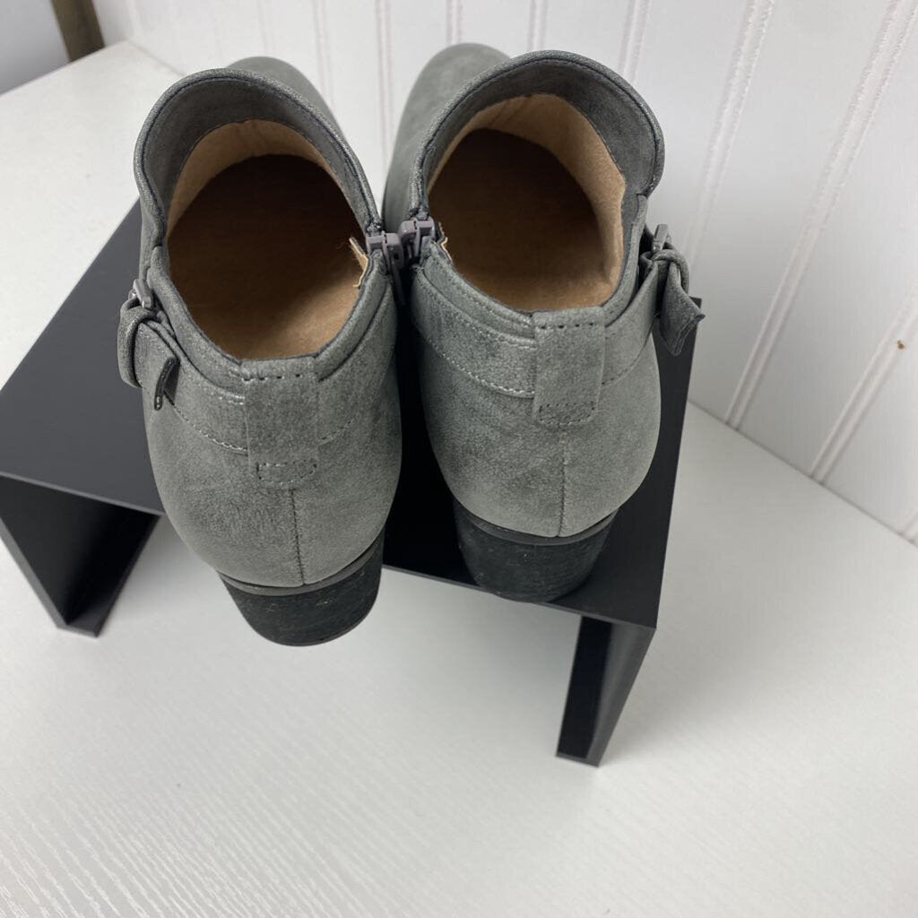 LADIES BOOTIES