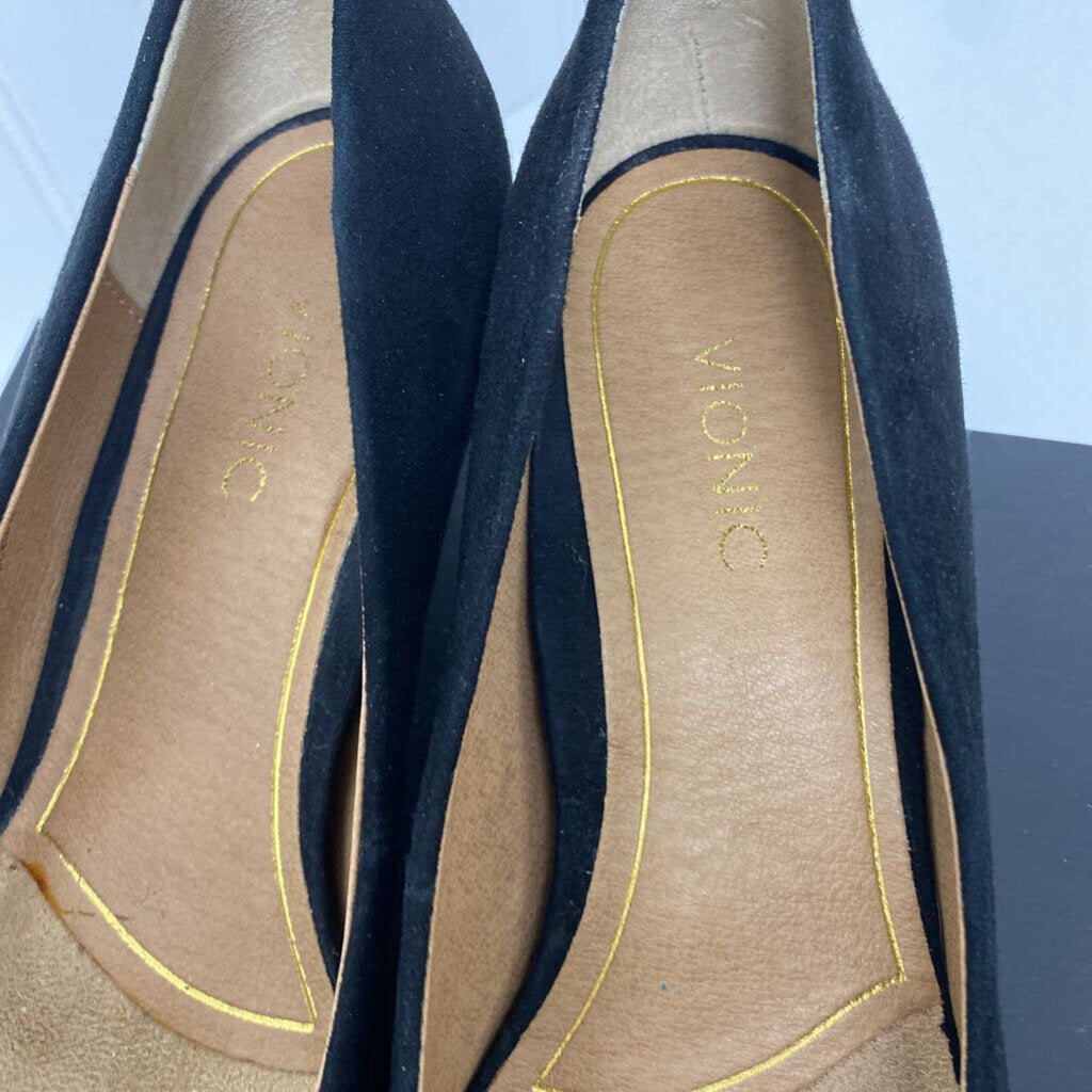 SUEDE KITTEN HEELS