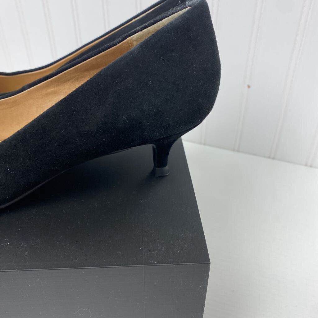 SUEDE KITTEN HEELS
