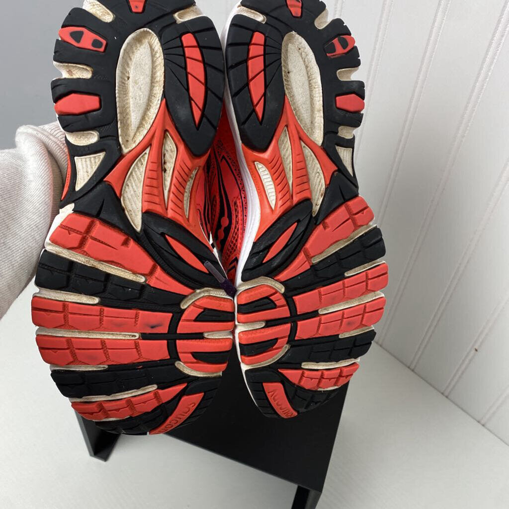 LADIES TENNIS SHOES