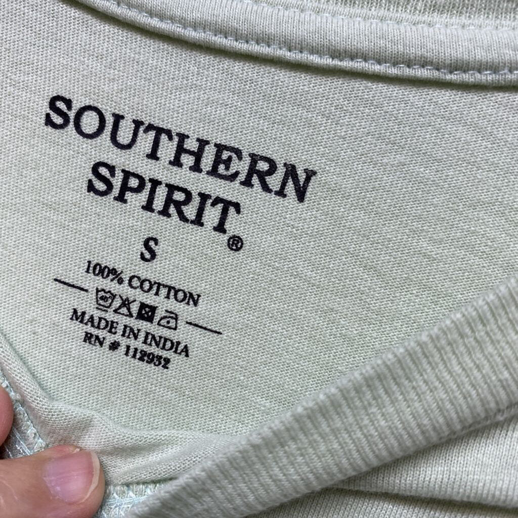 GRAPHIC LONG SLEEVED