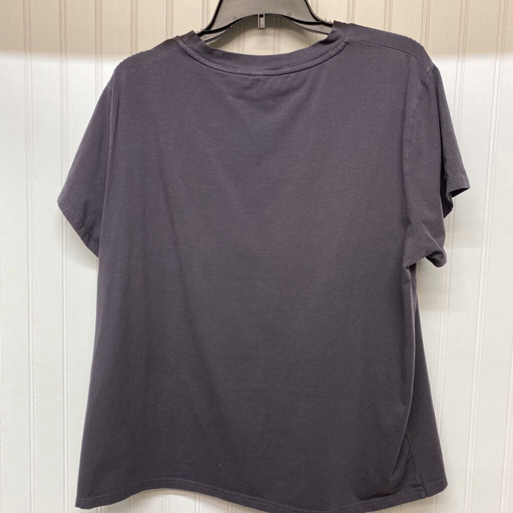 BE KIND GRAPHIC TEE