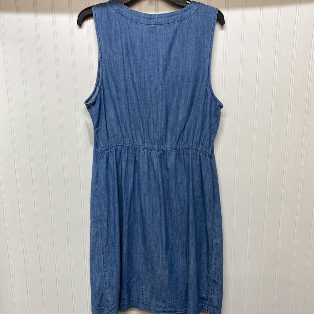 SLEEVLESS DENIM DRESS