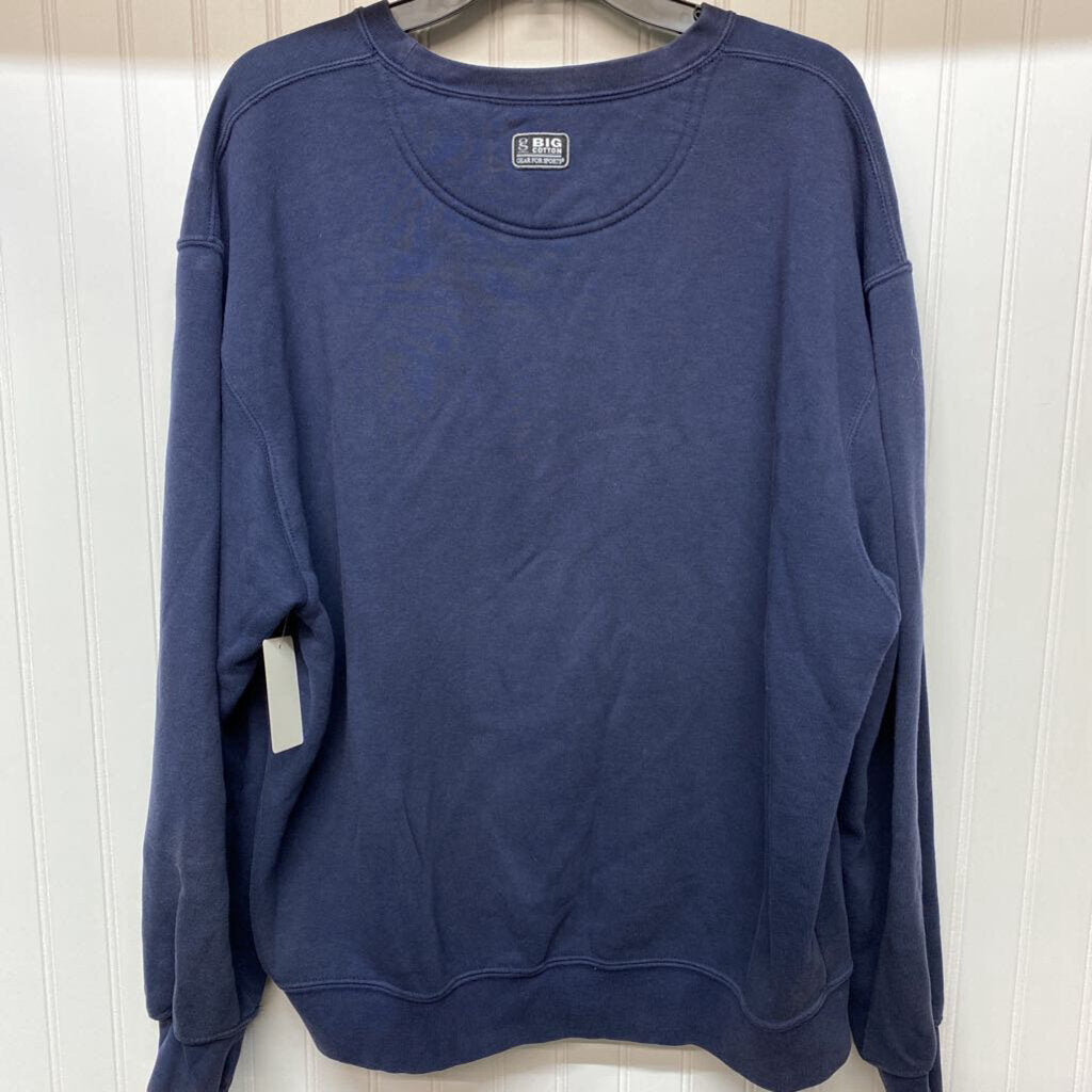 NAVY SWEATSHIRT