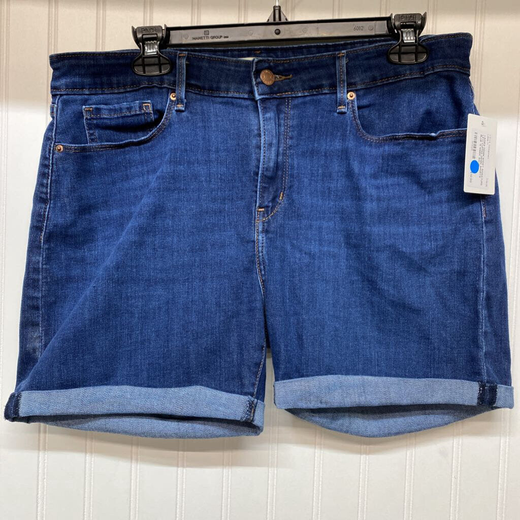 CUFFED DENIM SHORTS