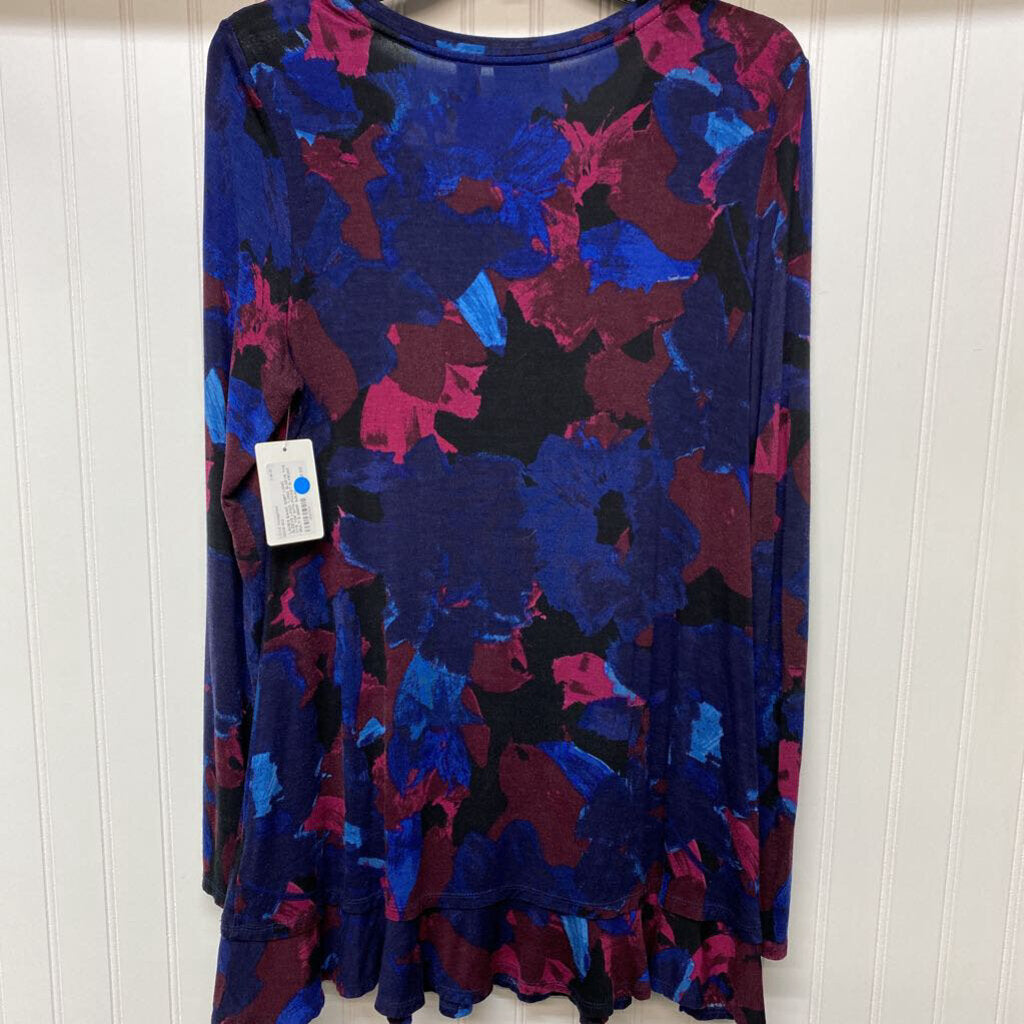*LONG SLEEVE TYE DYE TOP WITH POCKET IN FRONT