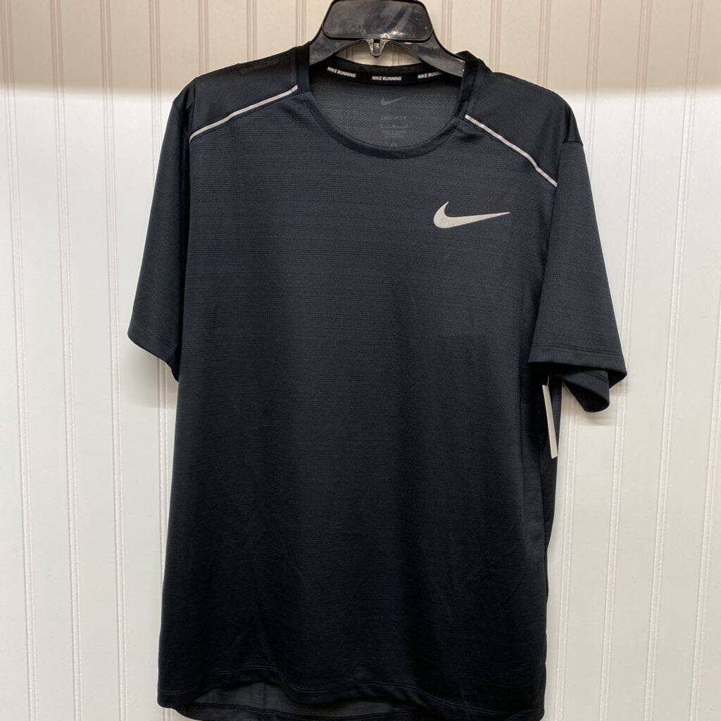 NIKE DRI FIT