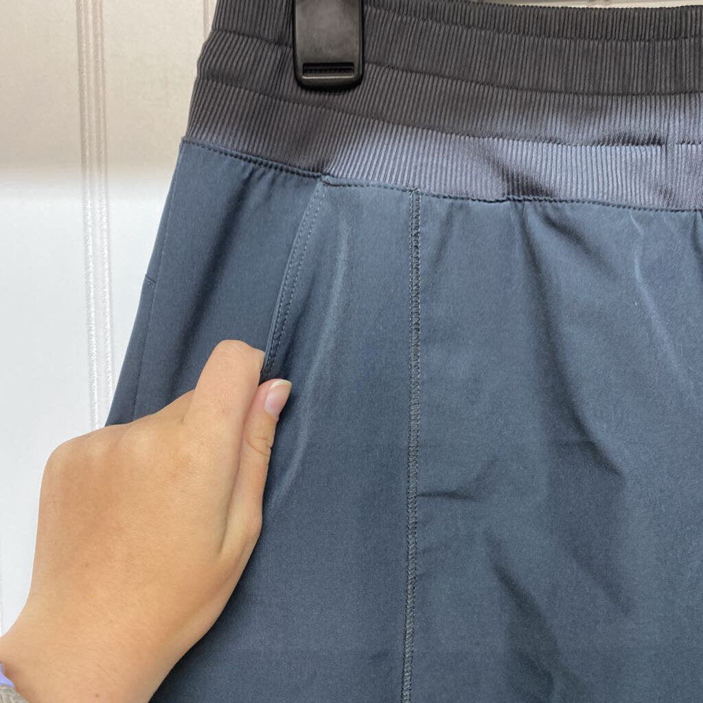 ELASTIC WAIST SHORTS