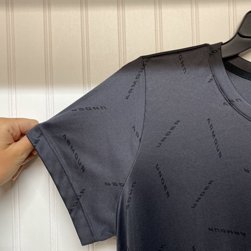 LOOSE FIT SHORT SLEEVED