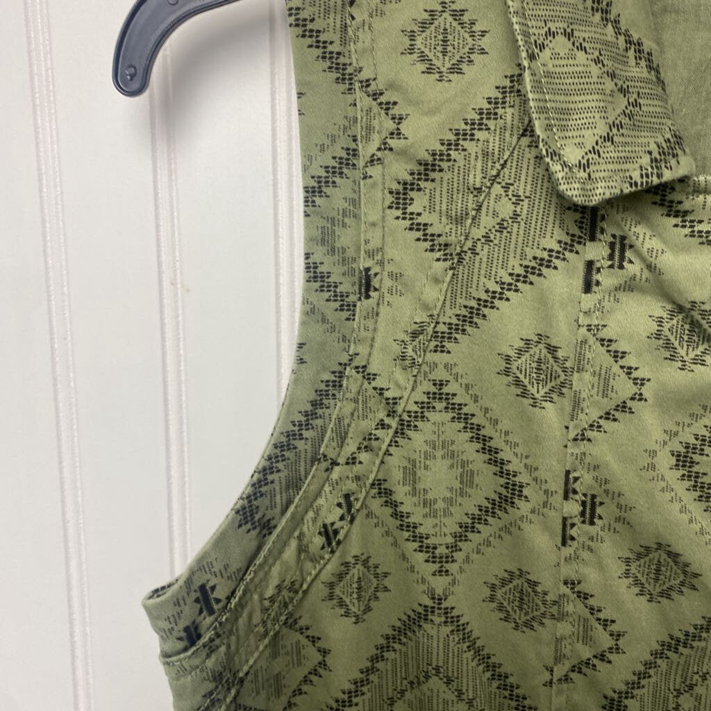 *SLEEVELESS JACKET WITH AZTEC PATTERN