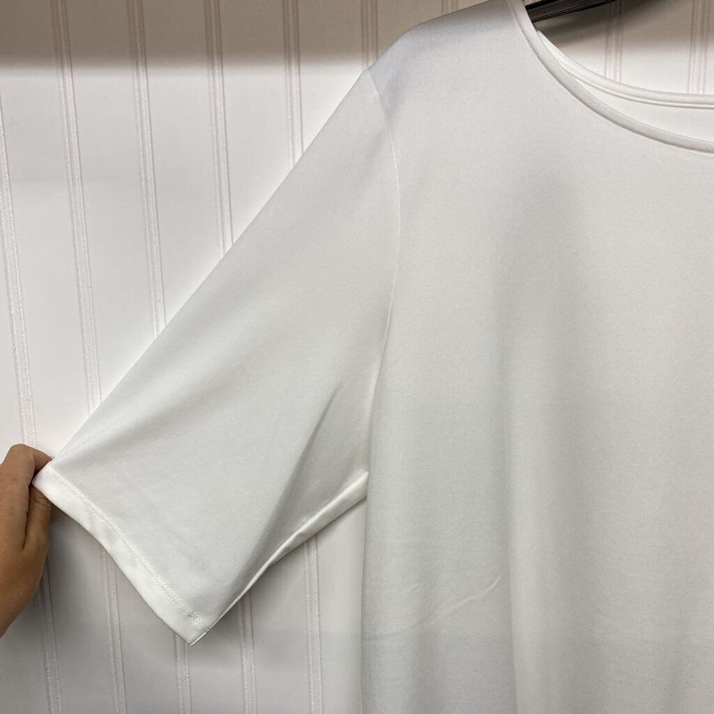 WHITE BASIC TOP