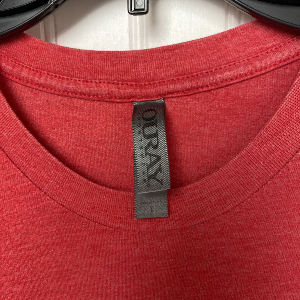 GRAPHIC TEE