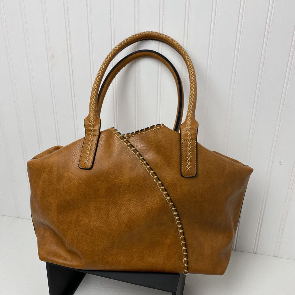SHOULDER BAG W/ ACCESSORY BAG