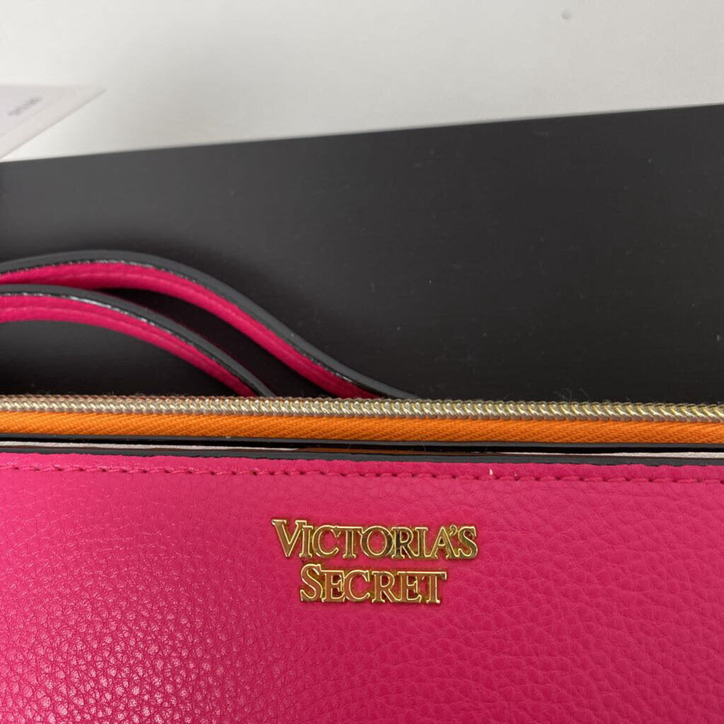 WRISTLET