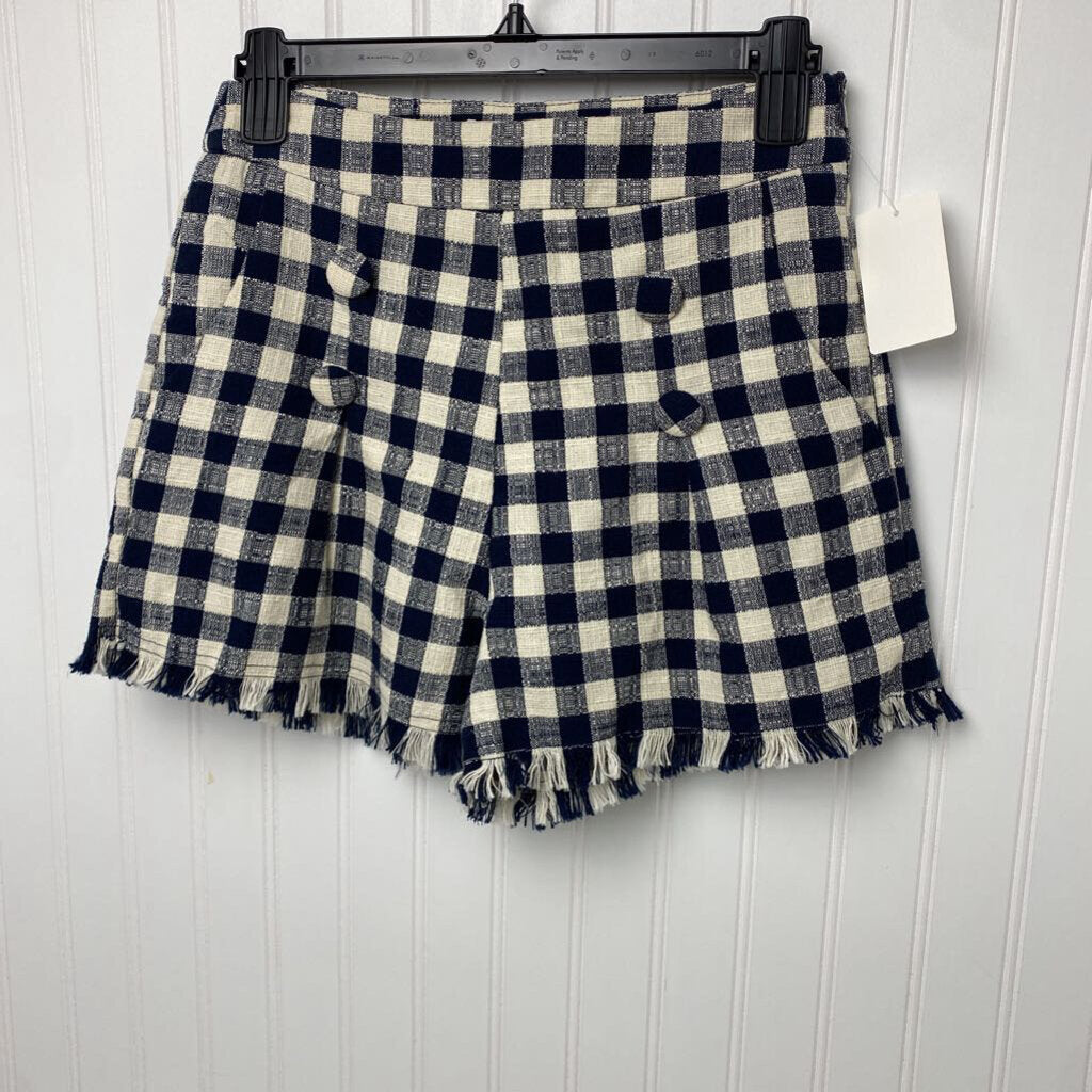 *DRESS SHORTS WITH BUTTONS ON FRONT AND FRINGE
