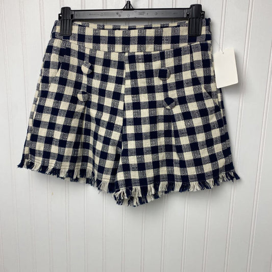 *DRESS SHORTS WITH BUTTONS ON FRONT AND FRINGE