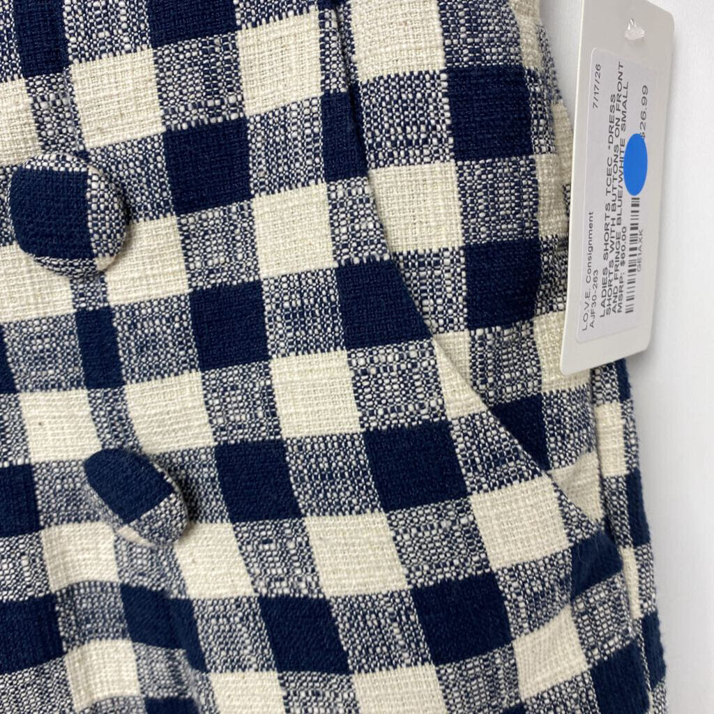 *DRESS SHORTS WITH BUTTONS ON FRONT AND FRINGE