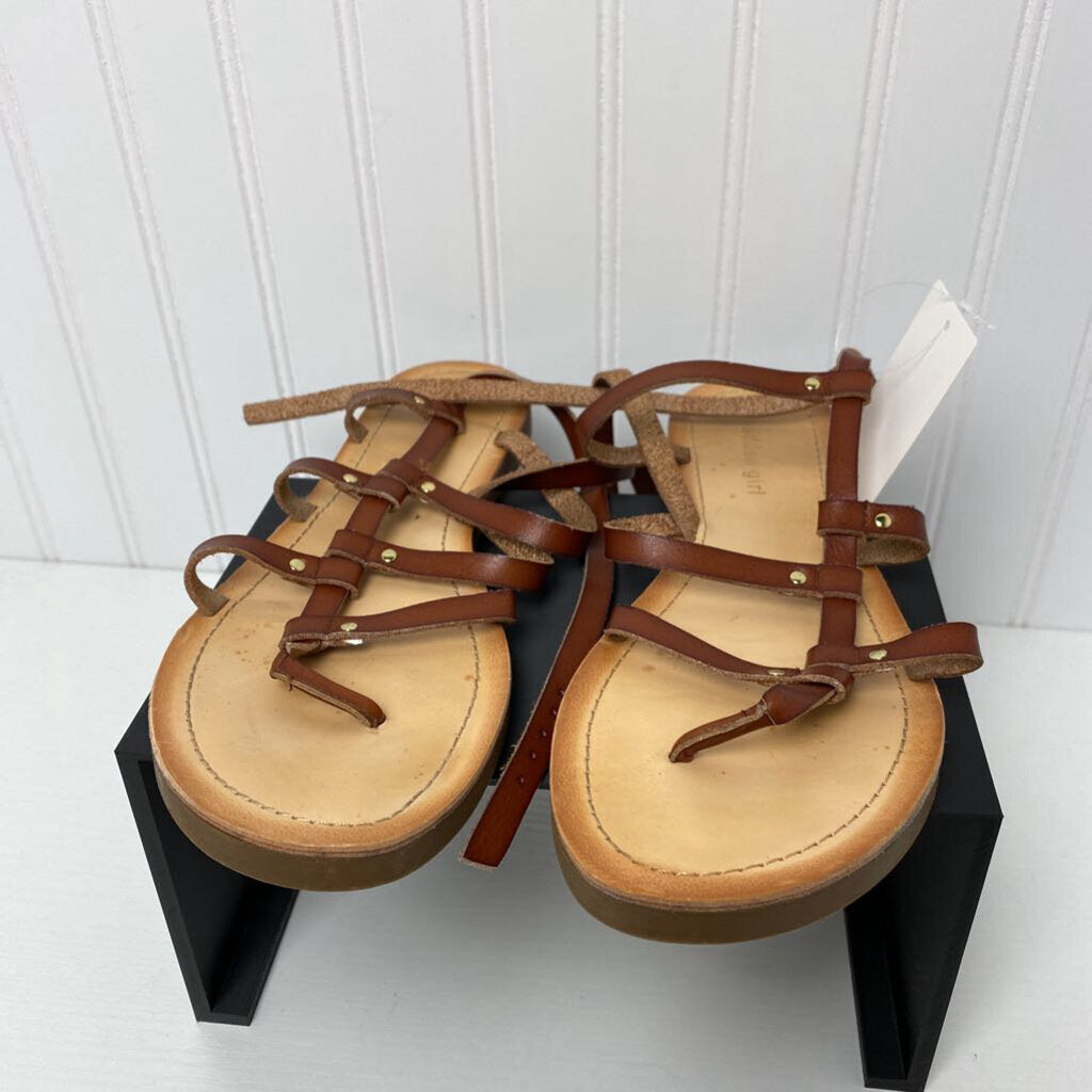 STRAPPED SANDLES