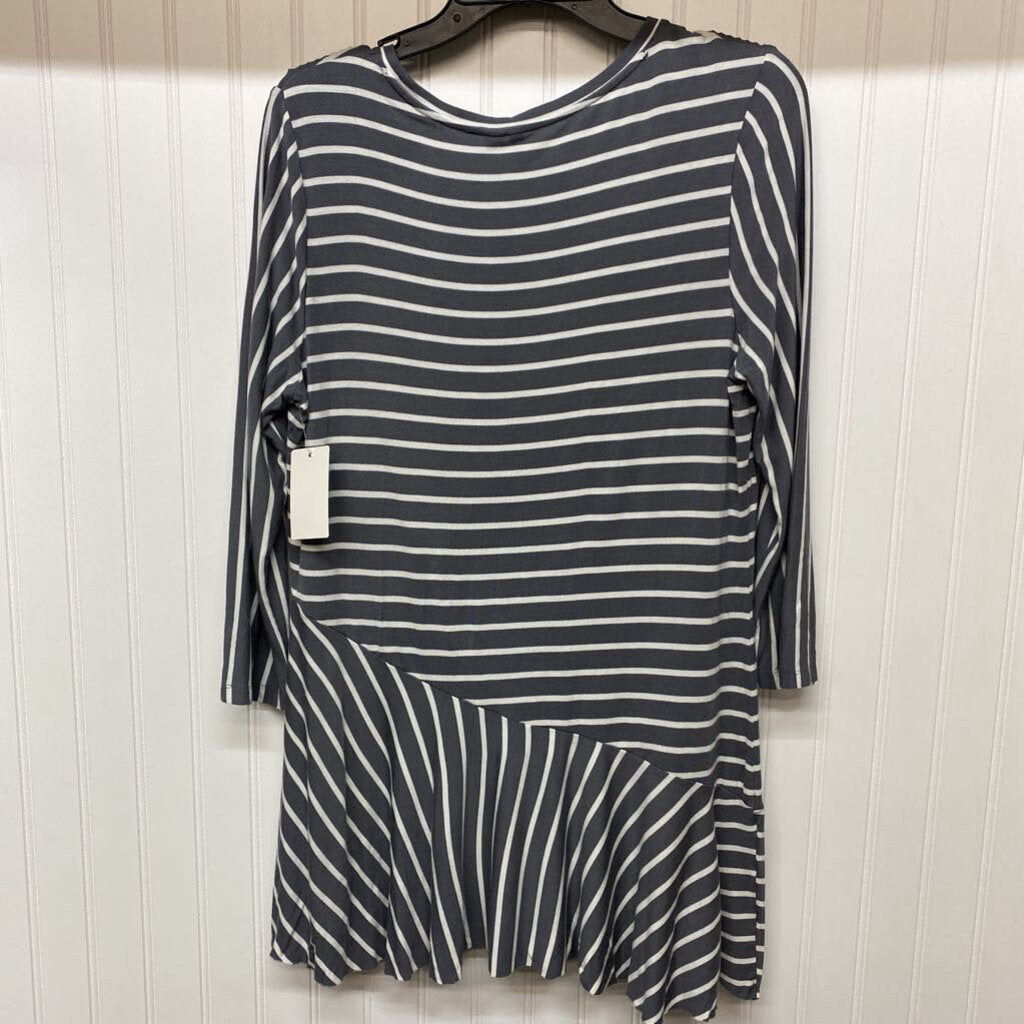 FLOWY LONG SLEEVED
