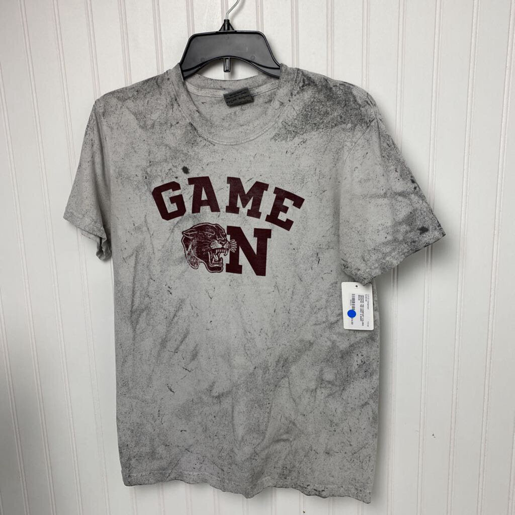 GRAPHIC TEE