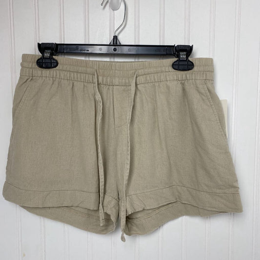 CUFFED LINEN SHORTS